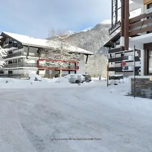  Apartment Montagne Aux Montjoie 6-7 Personnes France
