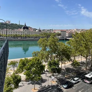  Homestay Vue Sur Rhone France